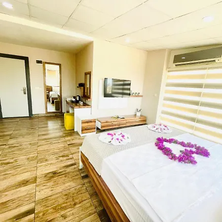 Apartahotel Ale Park 2*