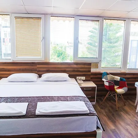 Ale Park Apartahotel